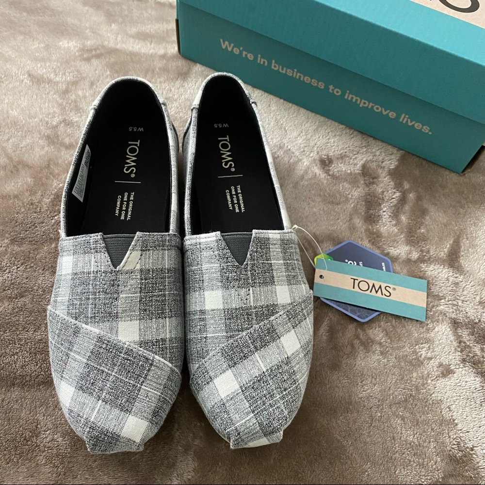 TOMS ALPARGATA SLIP-ON 5.5